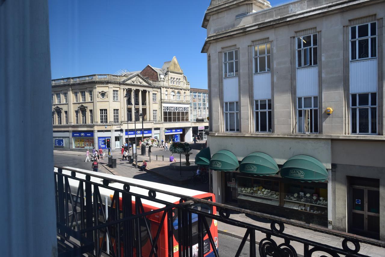 Town View Apartments Cheltenham Eksteriør bilde